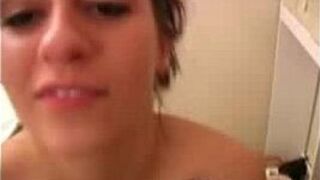 Raven Riley Gives Boyfriend some head... v6sex free porn video porn video